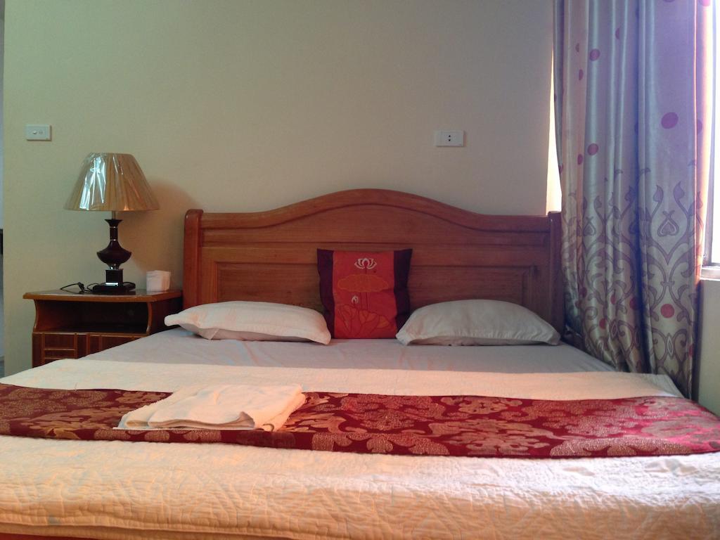 Hoang Gia Hotel Ханой Екстериор снимка