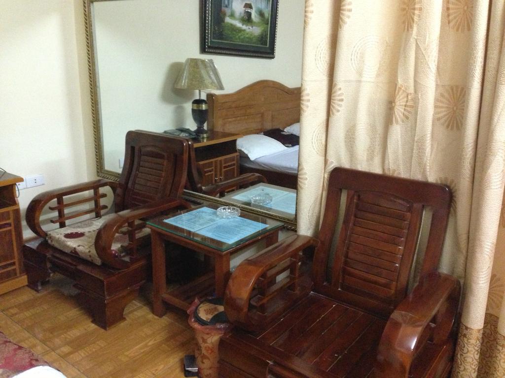 Hoang Gia Hotel Ханой Екстериор снимка
